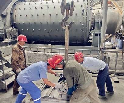 王家河選礦廠(chǎng) | 清涼護(hù)航戰(zhàn)高溫，多維發(fā)力保生產(chǎn)