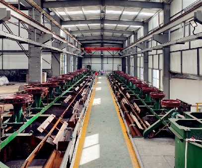 三班接力，晝夜不息｜王家河選礦廠里的堅守與傳承